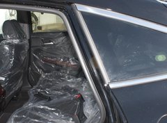 2011款 3.5L 自动 尊贵版 5座