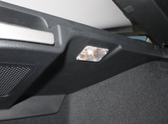 2011款 3.5L 自动 尊贵版 5座