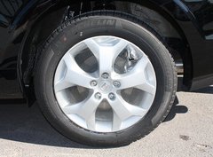 2011款 3.5L 自动 尊贵版 5座
