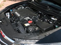 2011款 3.5L 自动 尊贵版 5座