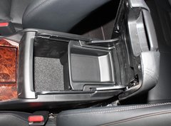 2011款 3.5L 自动 尊贵版 5座