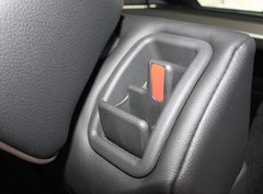 2011款 3.5L 自动 尊贵版 5座