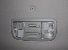 2011款 3.5L 自动 尊贵版 5座