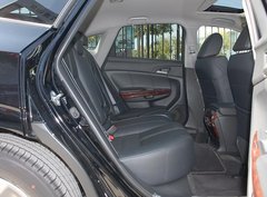 2011款 3.5L 自动 尊贵版 5座