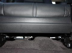 2011款 3.5L 自动 尊贵版 5座