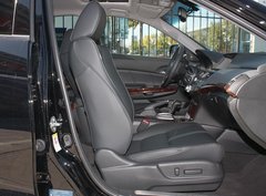 2011款 3.5L 自动 尊贵版 5座