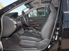 2011款 3.5L 自动 尊贵版 5座