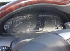 2011款 3.5L 自动 尊贵版 5座