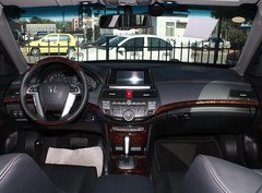 2011款 3.5L 自动 尊贵版 5座