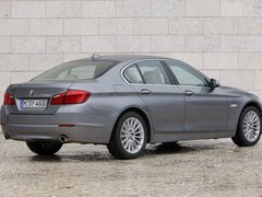 2011款 535Li 3.0T 豪华型