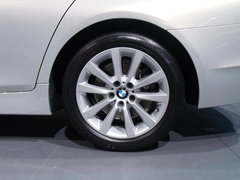 2011款 535Li 3.0T 豪华型
