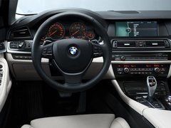 2011款 535Li 3.0T 豪华型