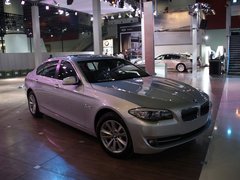 2011款 535Li 3.0T 豪华型
