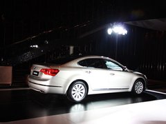 2011款 2.4L 自动 商务版