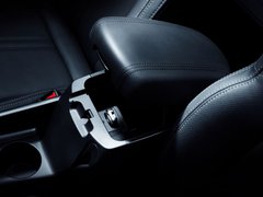 2011款 2.0L 自动 GL 两驱版 5座
