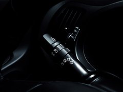 2011款 2.0L 自动 GL 两驱版 5座