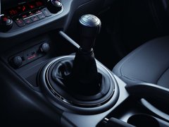 2011款 2.0L 自动 GL 两驱版 5座