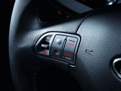 2011款 2.0L 自动 GL 两驱版 5座