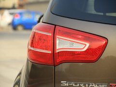 2011款 2.0L 自动 GL 两驱版 5座