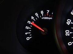 2011款 2.0L 自动 GL 两驱版 5座