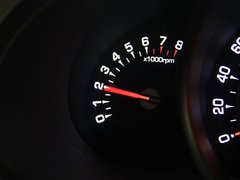 2011款 2.0L 自动 GL 两驱版 5座