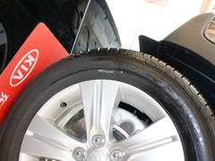 2011款 2.0L 自动 GL 两驱版 5座