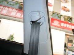 2011款 2.0L 自动 GL 两驱版 5座