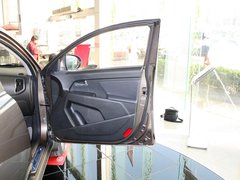 2011款 2.0L 自动 GL 两驱版 5座