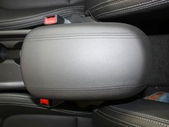 2011款 2.0L 自动 GL 两驱版 5座