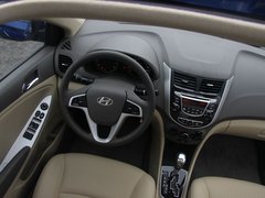 2010款 三厢 1.4L 自动 舒适型 GS