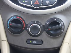 2010款 三厢 1.4L 自动 舒适型 GS