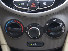 2010款 三厢 1.4L 自动 舒适型 GS