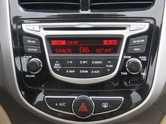 2010款 三厢 1.4L 自动 舒适型 GS