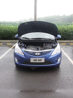 2010款 三厢 1.4L 自动 舒适型 GS