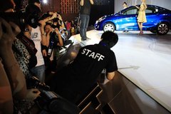 2010款 三厢 1.4L 自动 舒适型 GS