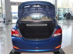 2010款 三厢 1.4L 自动 舒适型 GS