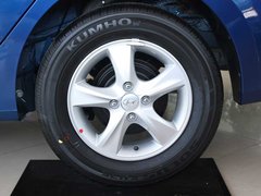 2010款 三厢 1.4L 自动 舒适型 GS
