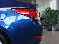2010款 三厢 1.4L 自动 舒适型 GS