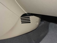 2010款 三厢 1.4L 自动 舒适型 GS