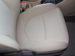 2010款 三厢 1.4L 自动 舒适型 GS