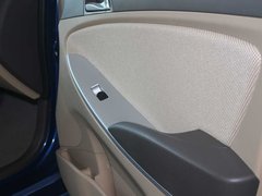 2010款 三厢 1.4L 自动 舒适型 GS