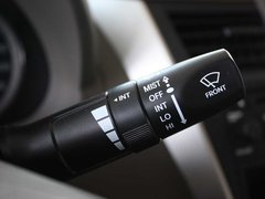 2010款 三厢 1.4L 自动 舒适型 GS