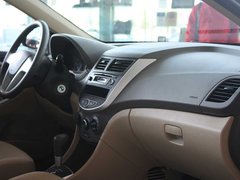 2010款 三厢 1.4L 自动 舒适型 GS
