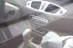2011款 2.0 CVT 时尚版 5座
