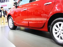 2011款 2.0 CVT 时尚版 5座