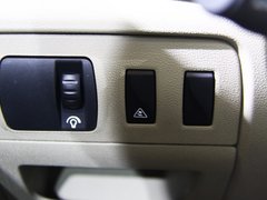 2011款 2.0 CVT 时尚版 5座