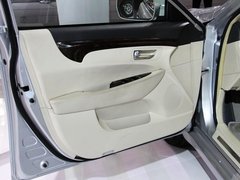 2011款 2.0T 自动 尊贵柴油版