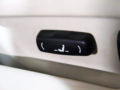 2011款 2.0T 自动 尊贵柴油版