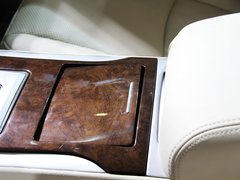 2011款 2.0T 自动 尊贵柴油版