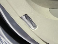 2011款 2.0T 自动 尊贵柴油版